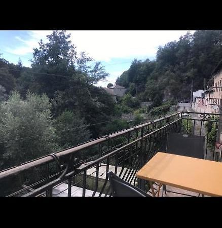 Maison Avec Vue Panoramique A 5Mn De Saint Remi Sur Durolles . La Monnerie-le Montel المظهر الخارجي الصورة